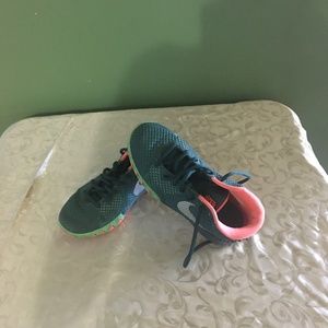 Nike better world sneaker for boys